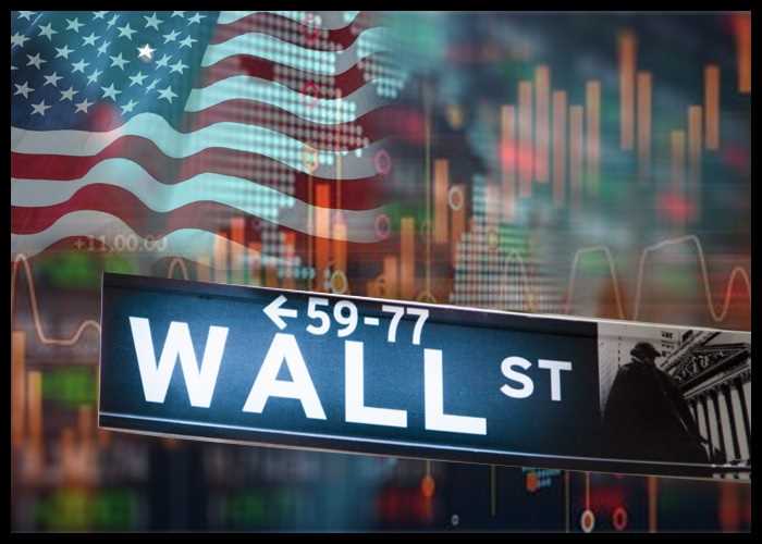 US Stocks Fall Before Amazon, Apple Add to Woes: Markets Wrap