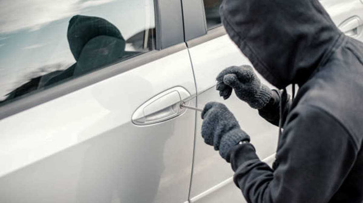 Police sound alarm on car thefts