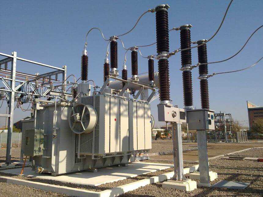 Cable thieves 'switch off' Byo suburb, plunging it into darkness