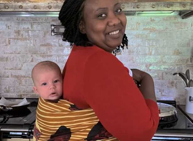 Nanny to Meghan and Harry's son introduces couple to Zim baby carrying style