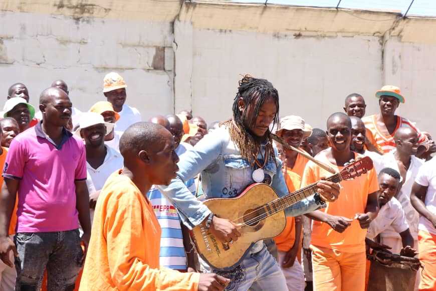 Jah Prayzah serenades prisoners and promises help with promoting talent