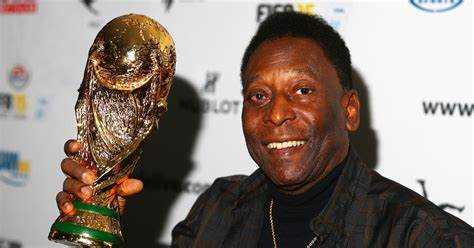 Tributes pour in for Pele