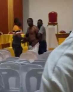 Esau Mupfumi linked machete wielding man storms Mutare hotel -plus video