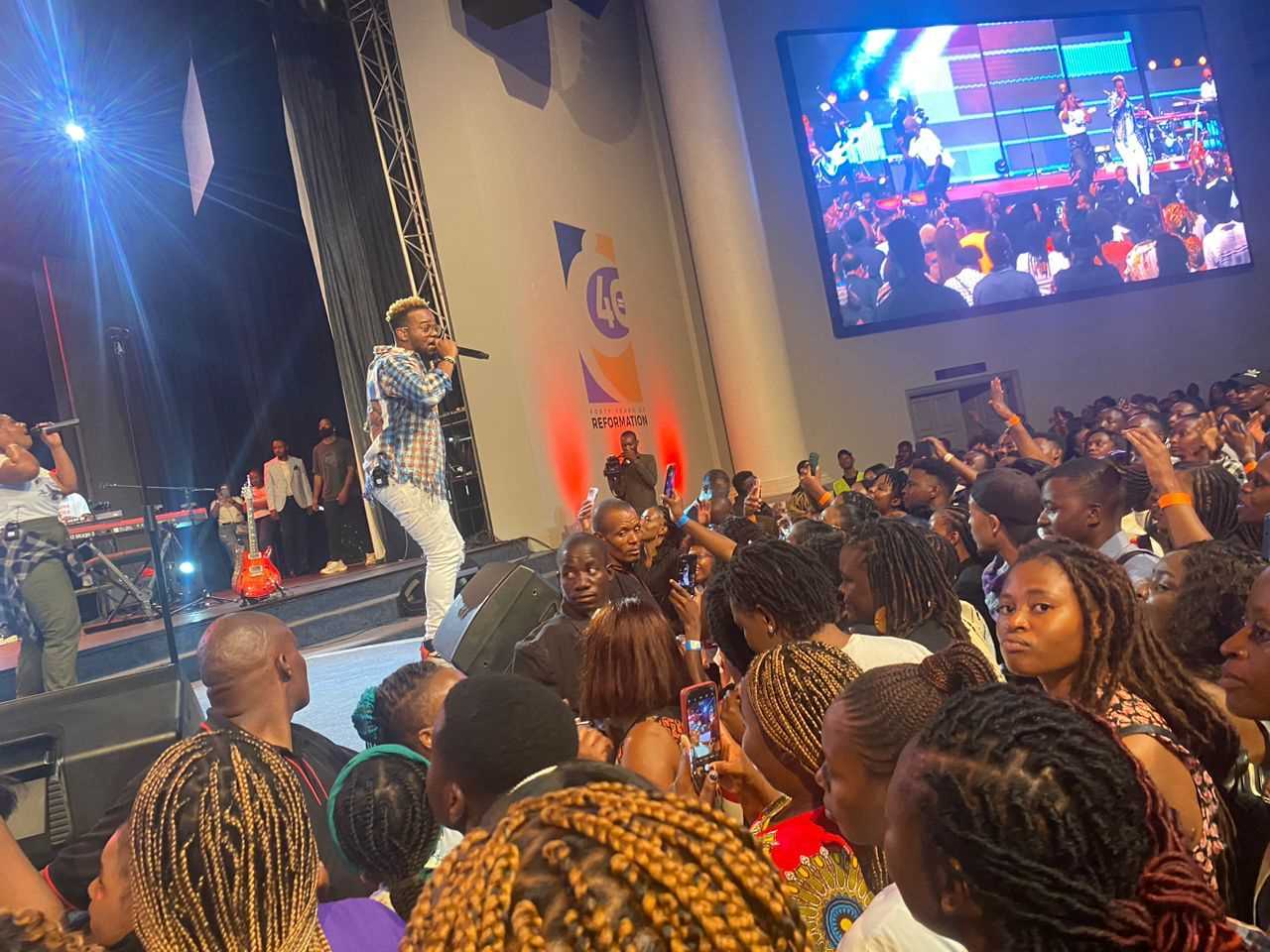 USA musician Travis Greene delivers to packed hall at The Shift 2022