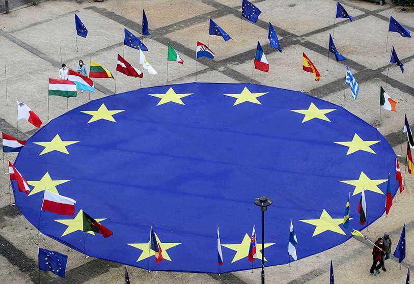 Yearender: EU faces tough decisions as bloc moves to expand