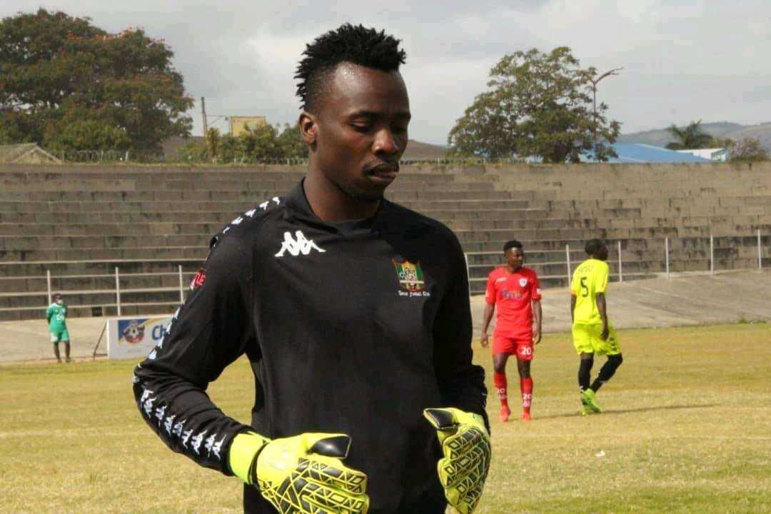 Black Rhinos goalkeeper Nkosi dies