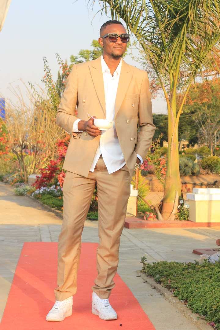Enter Birthday Boy Thucash with Usatambudzike and Mudiwa Wemoyo