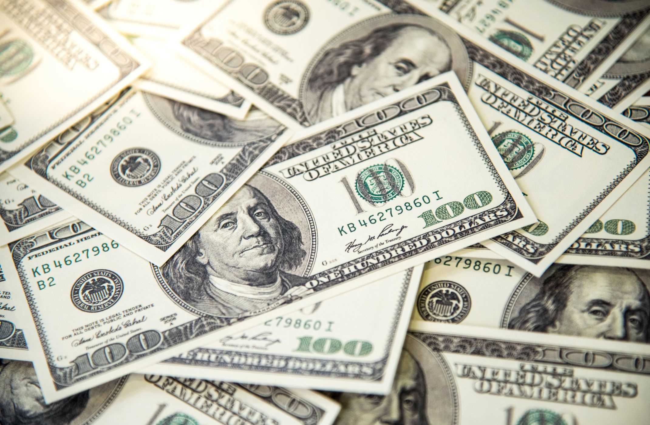 Duo produces fake IDs, tries to steal US$14k by fraudulently selling residential stand