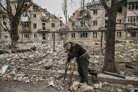 Ukraine fights on in ruined Avdiivka despite severe weapons shortage