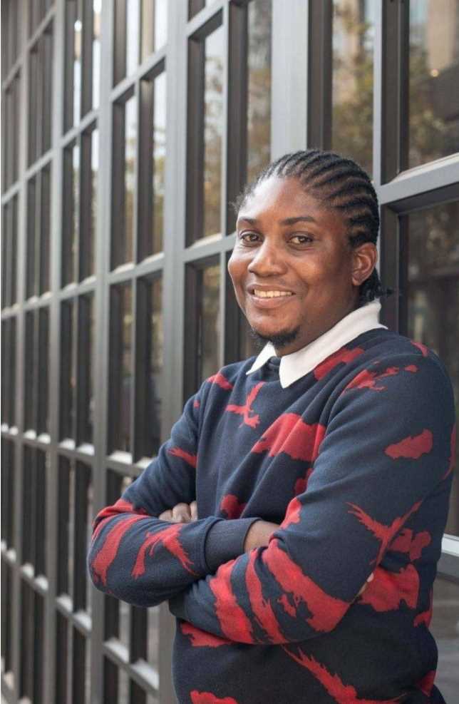 Zimbabwean artist Gresham Nyaude wins 2024 FNB Art Prize