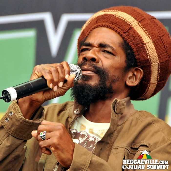  Reggae legend Cocoa Tea passes on