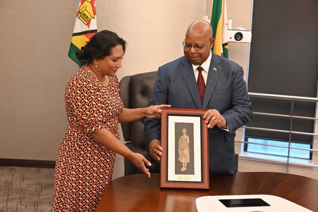 Australia’s Ambassador to Zimbabwe meets Speaker of Parliament to strengthen bilateral ties